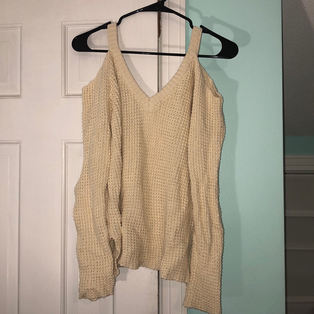 La hearts cut out drop shoulder sweater